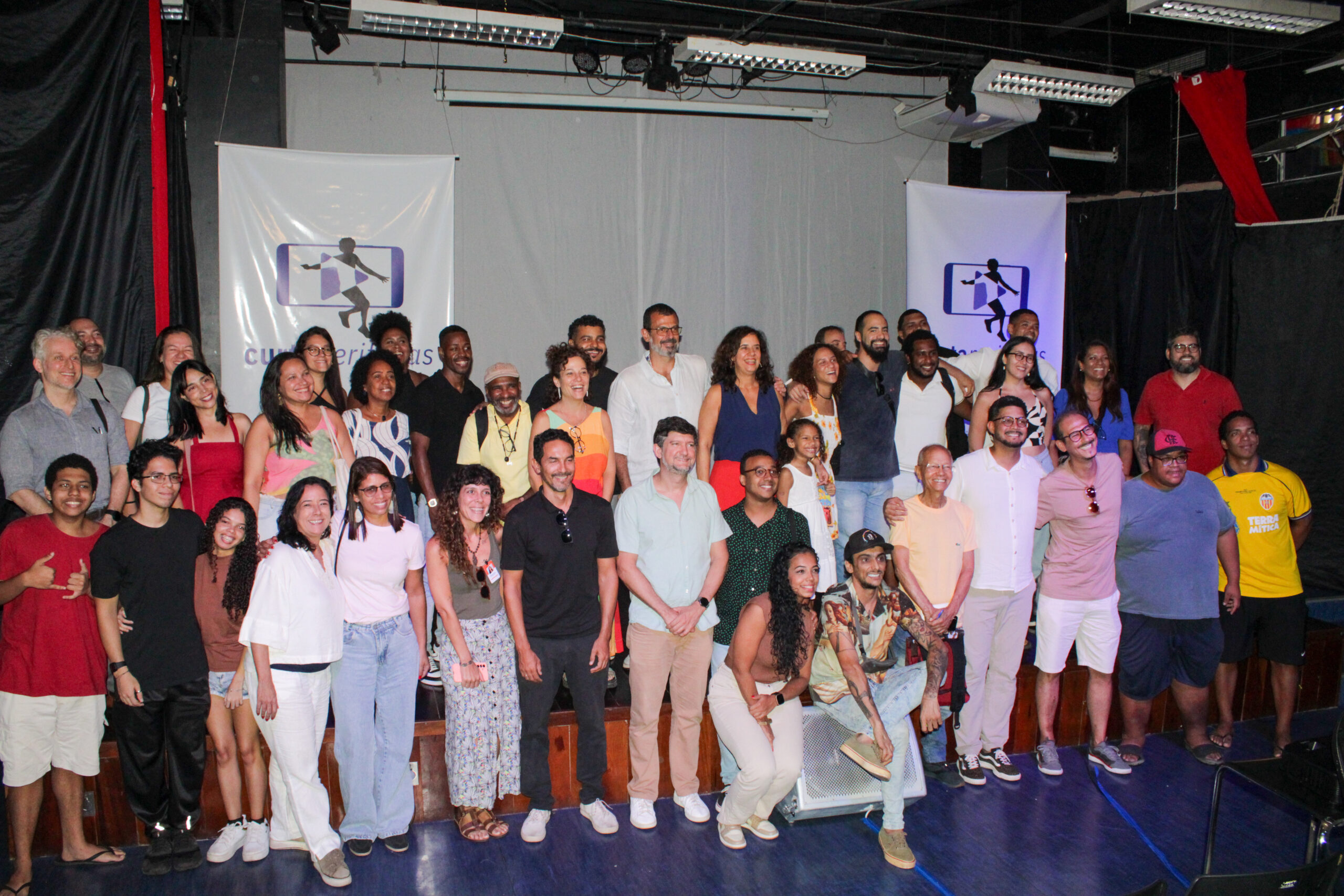 Curta Periferias chega à Rocinha capacitando moradores de favela em produção audiovisual